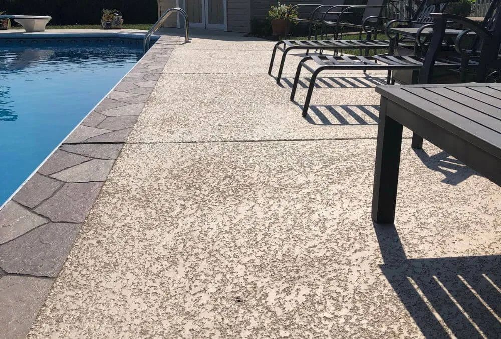 Knockdown texture pool deck resurfacing in Tampa, FL